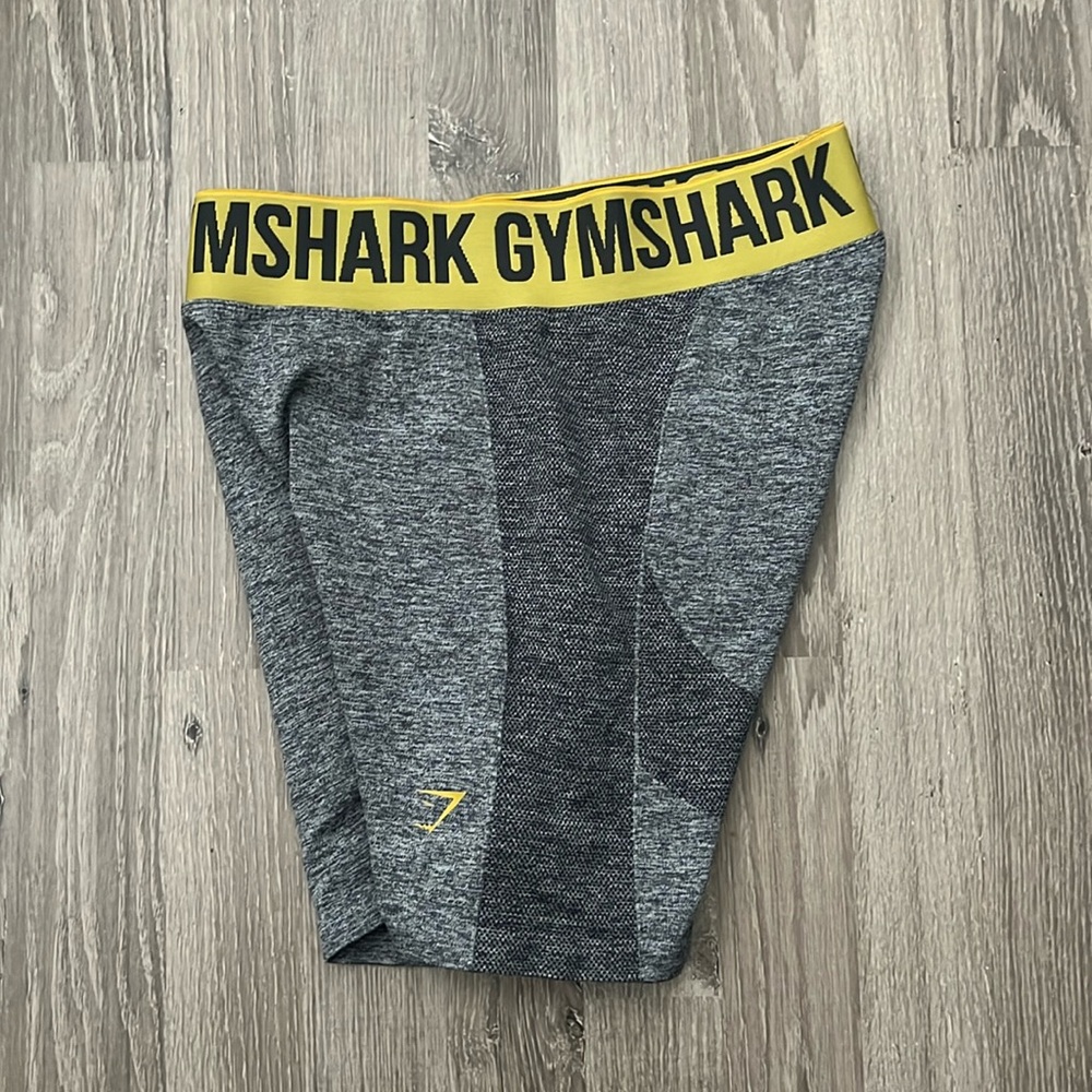 Gymshark shorts/M